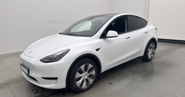 Tesla Model Y Standard Range