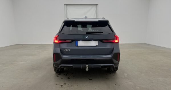 BMW iX1 xDrive30 - Image 6