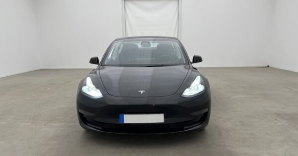 Tesla Model 3 Long Range AWD - Image 5