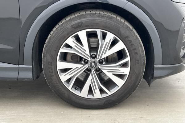 Audi Q4 50 e-tron - Image 12