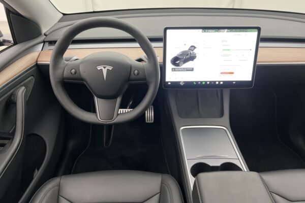 Tesla Model Y Performance VENDU - Image 2