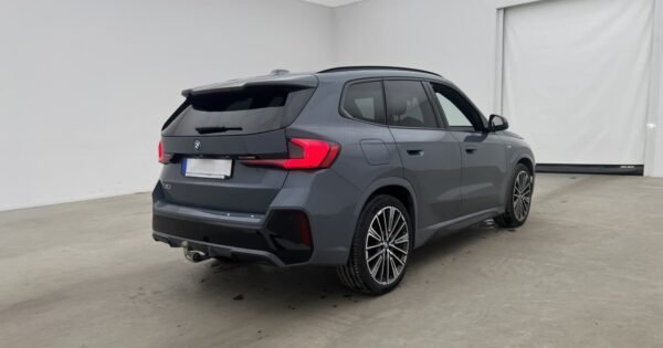 BMW iX1 xDrive30 - Image 5