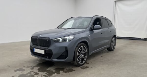 BMW iX1 xDrive30