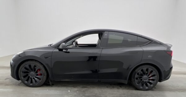 Tesla Model Y Performance VENDU - Image 8